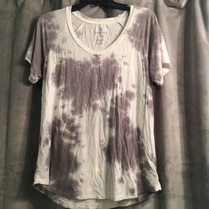 American Eagle acid wash Vneck